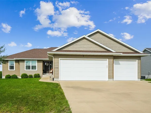 2786 Creekview Trl, Palo, IA 52324