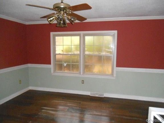 3rd image of 127 Cotton Ln