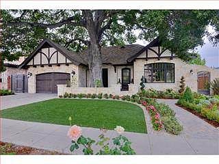 1st image of 1811 McBain Ave