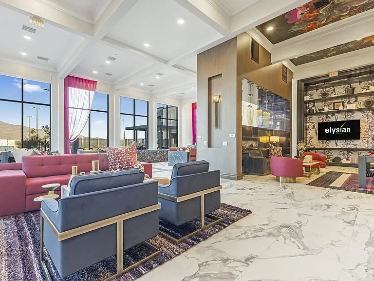 Elysian at Skye Canyon — Photo 9