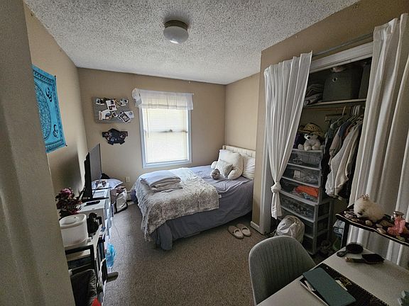 4th image of 146 Hunting Lodge Rd