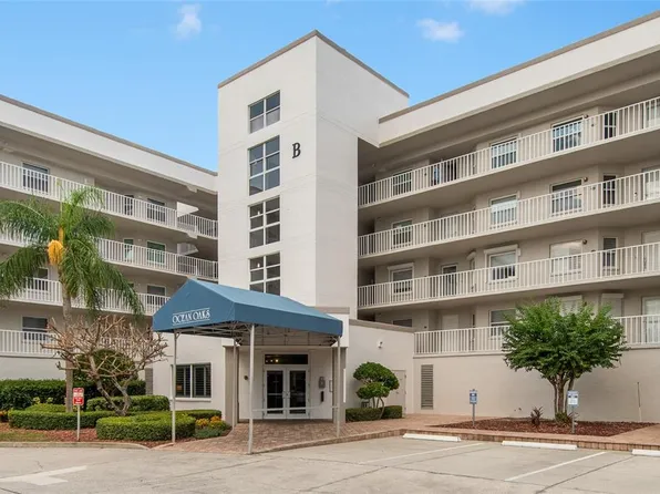 8700 Ridgewood Ave, Cape Canaveral, FL