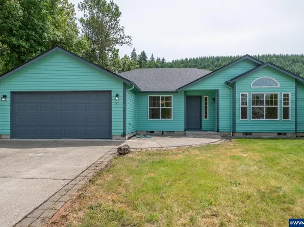 3147 Foothills Dr, Sweet Home, OR 97386