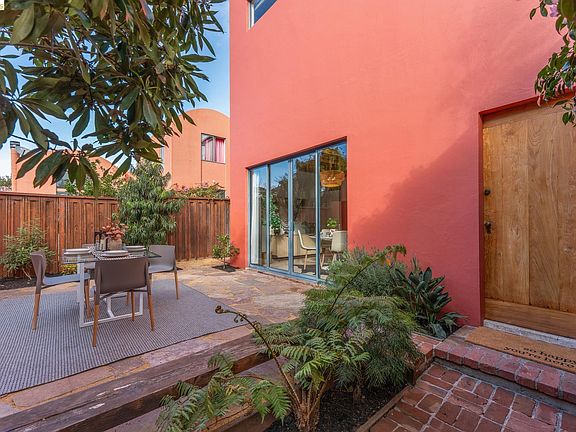 5th image of 2015 Delaware St