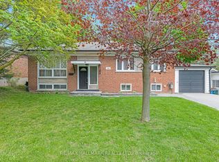 54 Monkswood Cres #1, Newmarket, ON