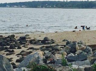 90 Waverly St #90, Warwick, RI 02889