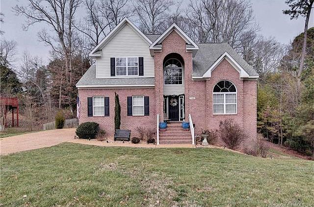 1st image of 5300 Hillside Way