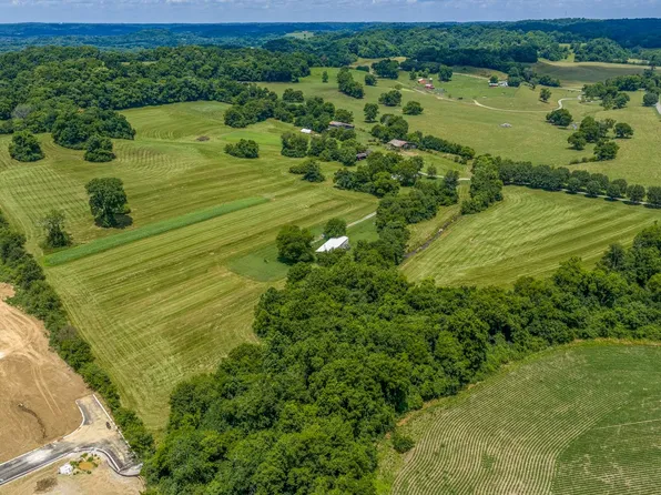 2200 Sugar Ridge Rd, Spring Hill, TN 37174