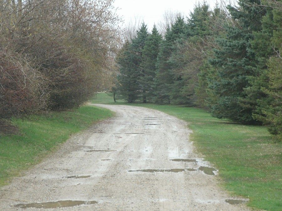 2nd image of 1809 E Grant Rd