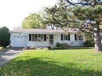 1st image of 9 Emmett Dr