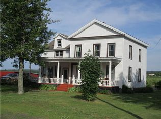 10620 W Sheridan Dr, Dunkirk, NY 14048