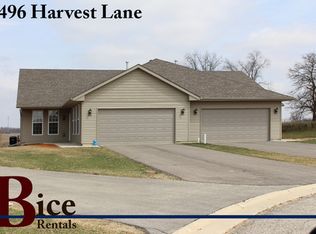 6496 Harvest Ln, Machesney Park, IL 61115