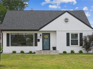 825 Staub Ct NE, Cedar Rapids, IA 52402