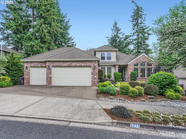 2211 Carson Dr, West Linn, OR 97068