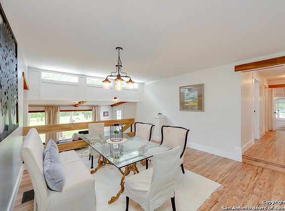 5th image of 18707 Hillside Dr