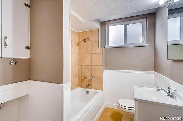 Completely remodeled bathroom with washer/dryer