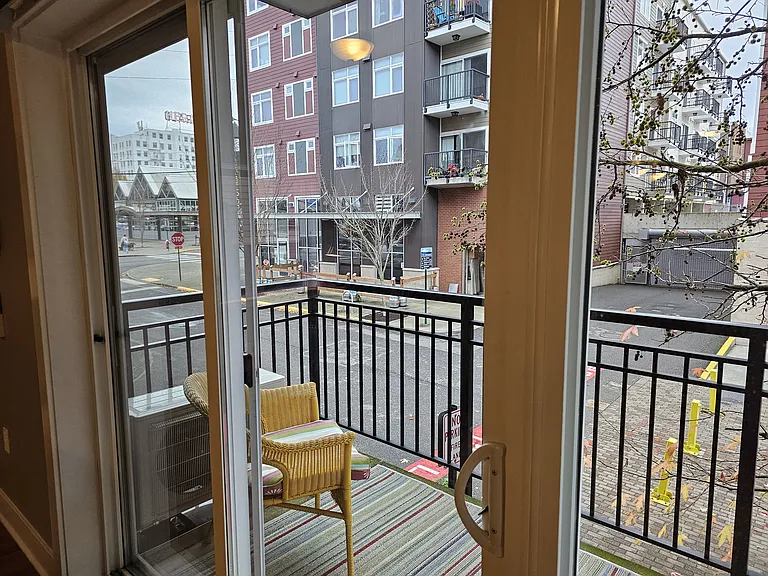 1015 Railroad Ave #219 — Photo 12