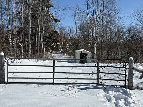 3rd image of 5 Pollock Rd