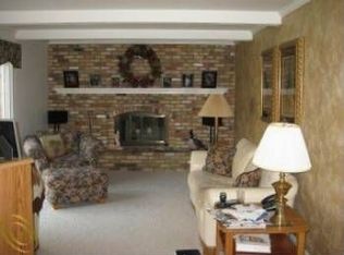 2300 Keylon Dr, West Bloomfield, MI 48324