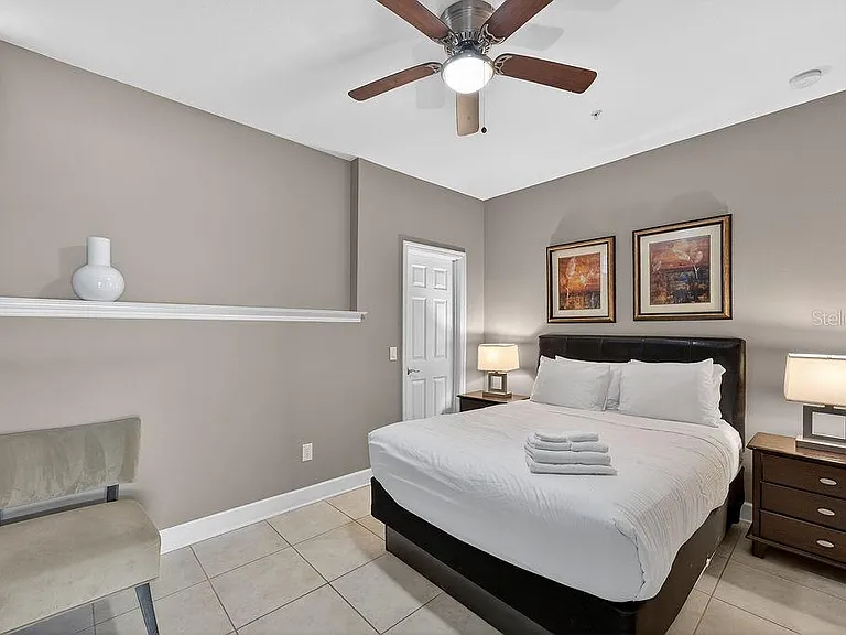 14525 Damai Ln #14525 — Photo 32