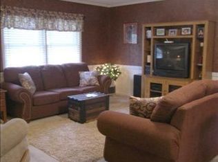 102 Woodland St, Dudley, NC 28333