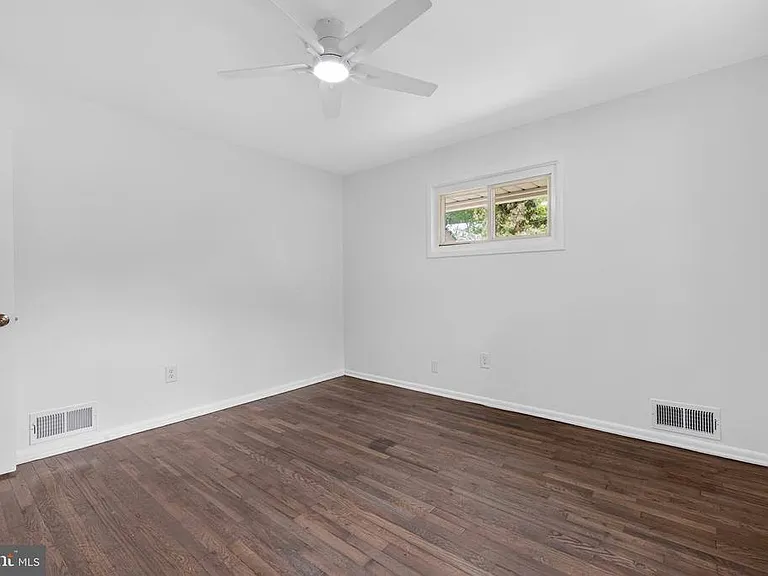 303 Nimitz Ave — Photo 15