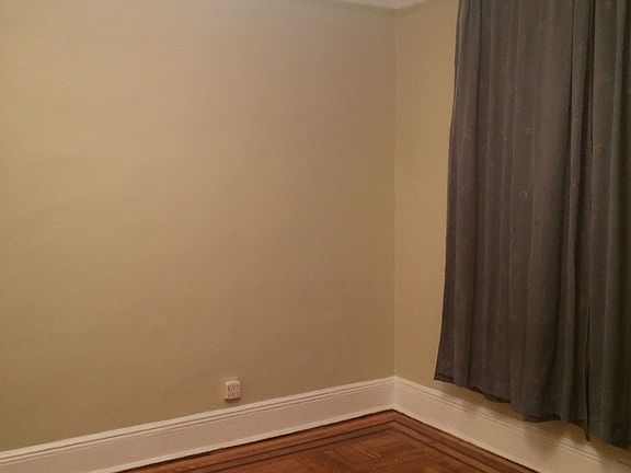 3rd image of 2462 27th St #2