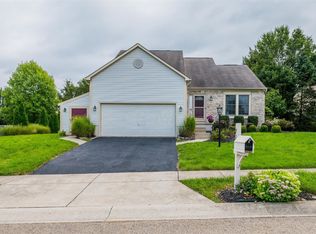 715 Osborn Dr, Pataskala, OH 43062
