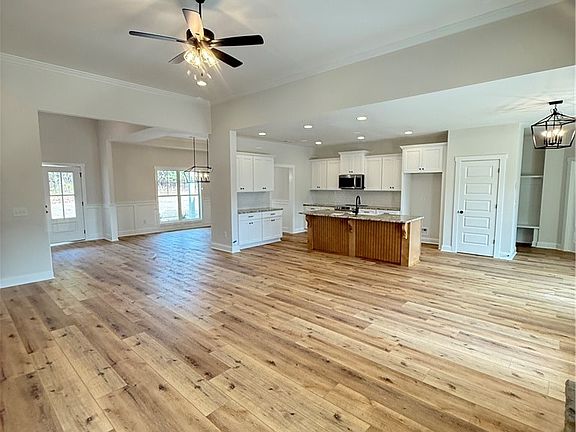 5th image of 9352 Lee Road 158