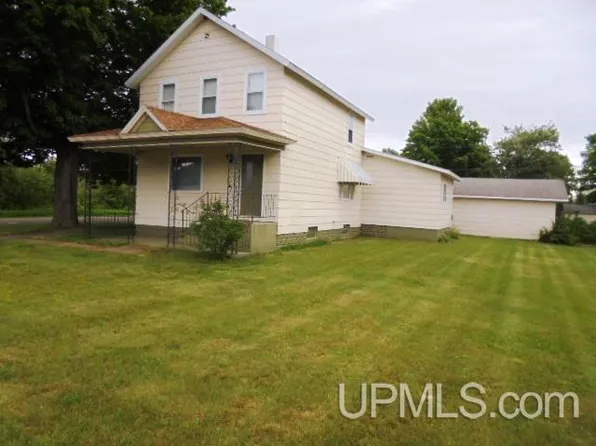 501 Heard St, Ontonagon, MI 49953