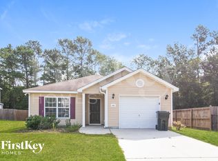 108 Farm Quarters Dr, Goose Creek, SC 29445