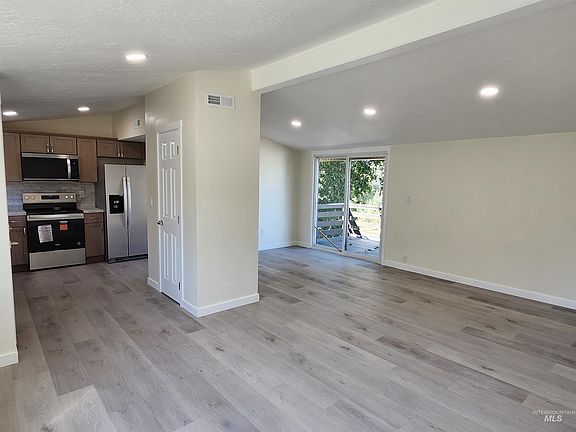 5th image of 1515 21st Ave