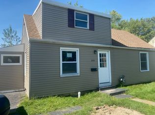 244 Wagner Ave, Sloan, NY