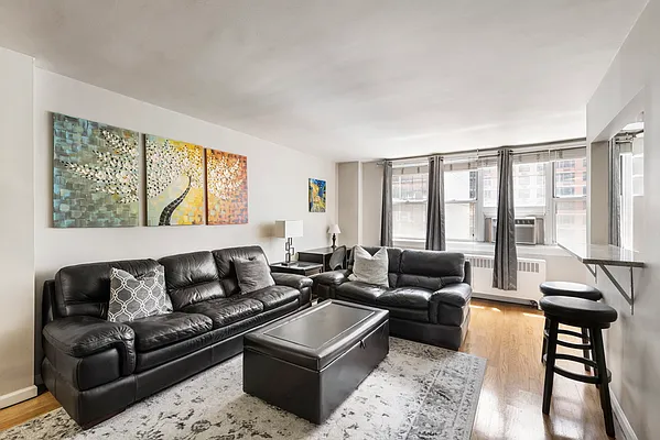 Rented by Nest Seekers International | media 3