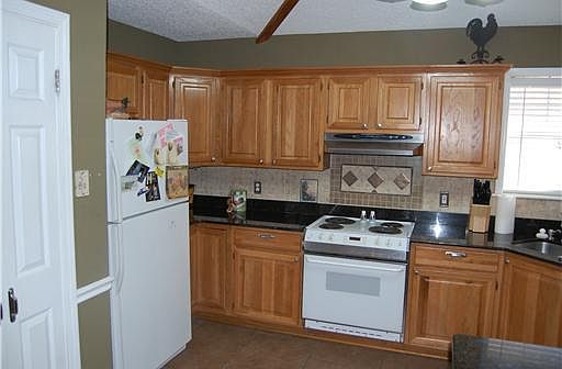 4th image of 8225 Choctaw Ln
