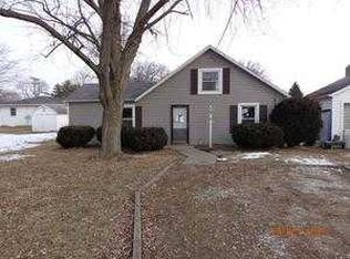 405 W Sharon St, Elmwood, IL