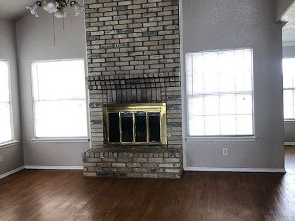 5th image of 5602 Champions Hill Dr