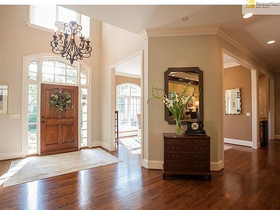 2nd image of 8212 Juniper Ln