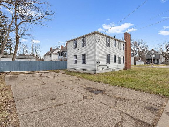 3rd image of 710 Copley Rd #712