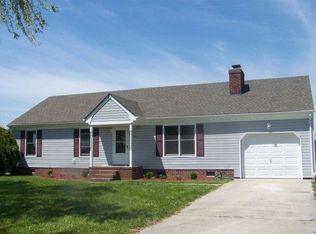 101 Chickasaw Ct, Moyock, NC 27958