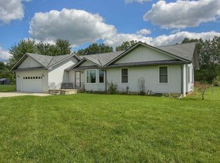 4545 McKinley Rd, China, MI 48054