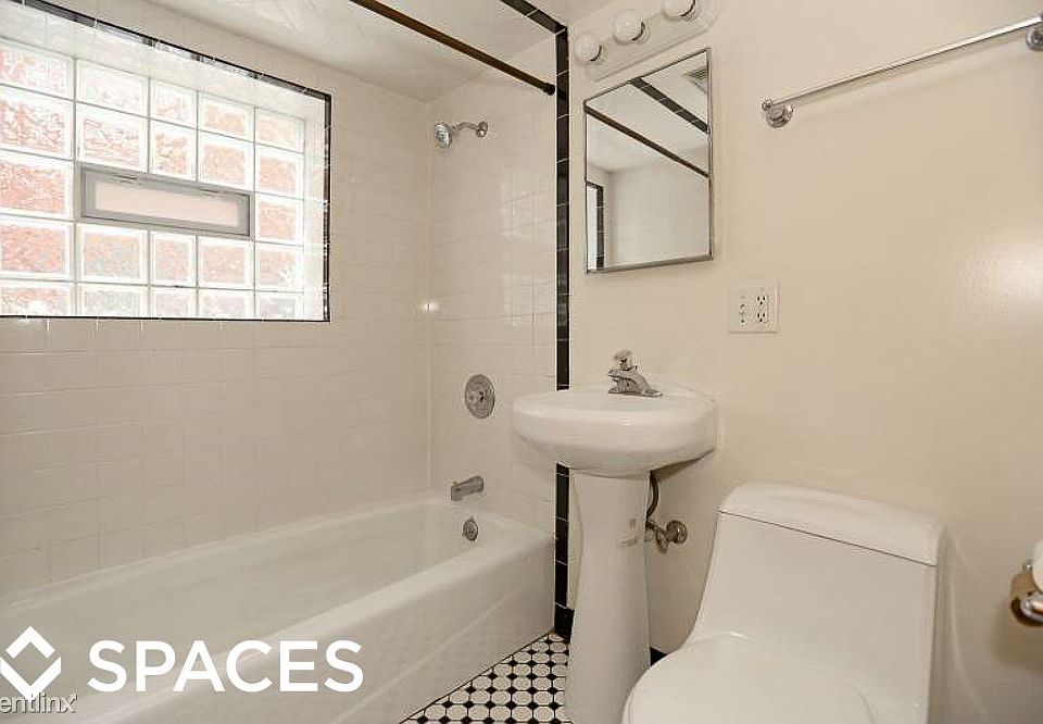 1st image of 3638 N Keeler Ave APT Gdn