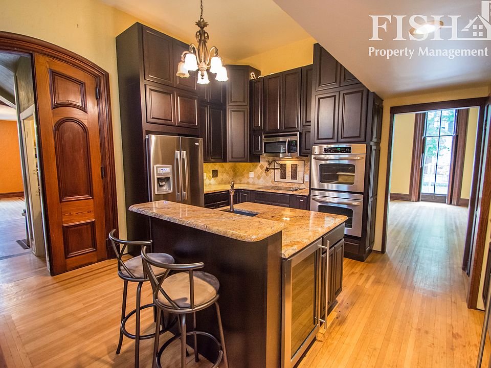 Gourmet Kitchen