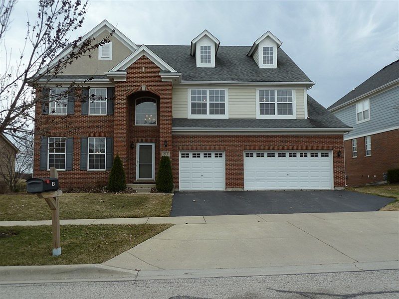 1st image of 213 Colonial Dr