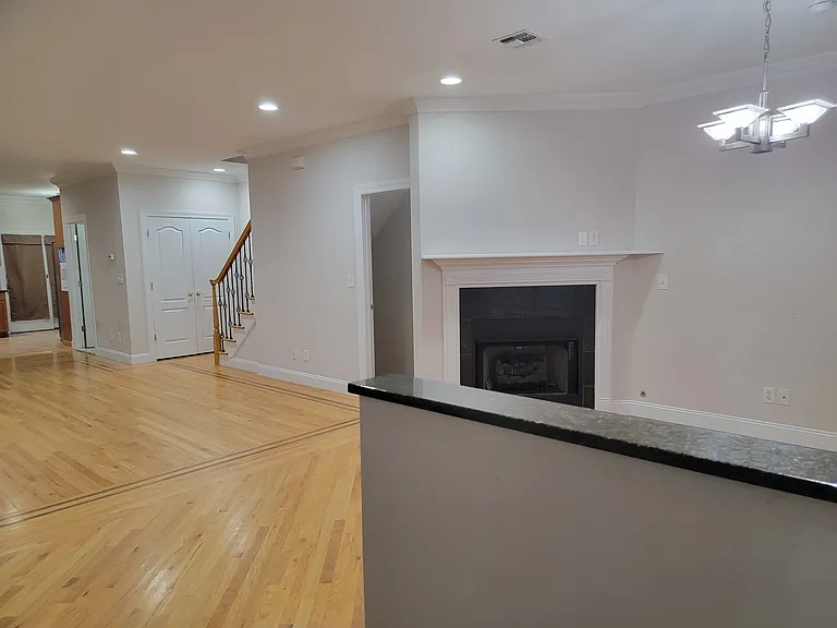 50A E Edsall Ave — Photo 27