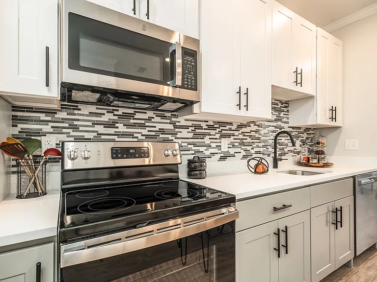 Taylor Flats — Photo 12