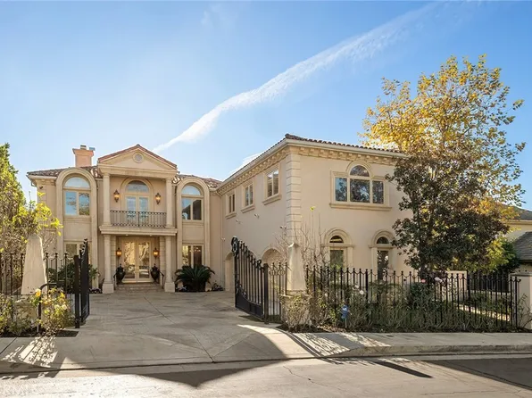 11740 Wetherby Ln, Los Angeles, CA 90077