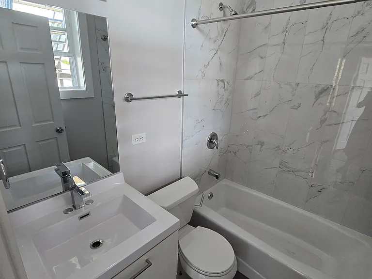 6141 N Richmond St #G — Photo 27