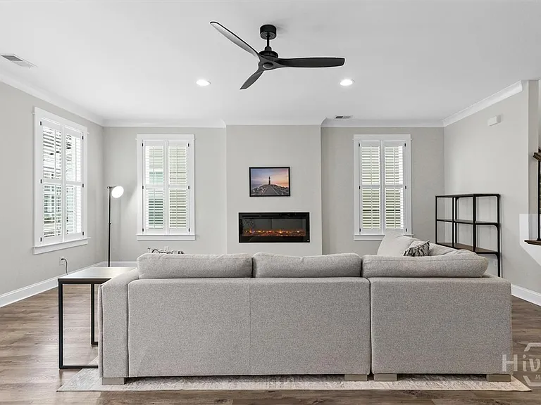 45 Grove Park Dr — Photo 7