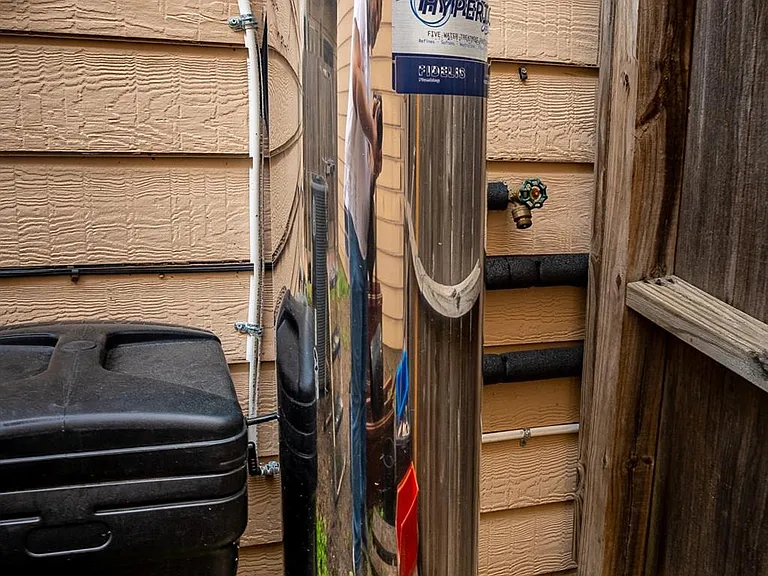 2220 Naomi St — Photo 14